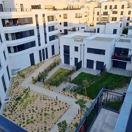 Belquis Apartment Chessy (Seine-et-Marne)
