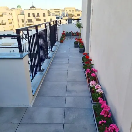 Belquis Apartment *